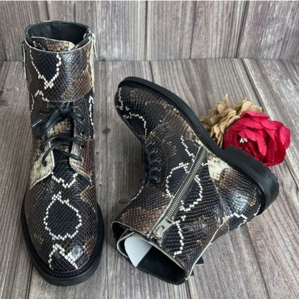 Snakeskin Patterned Women's Boots